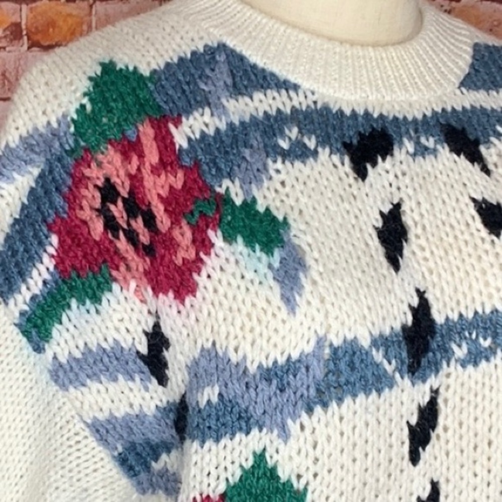 Vintage Y2K Needles & Yarn Chunky Knit Floral Pullover Crewneck Sweater - Picture 5 of 9